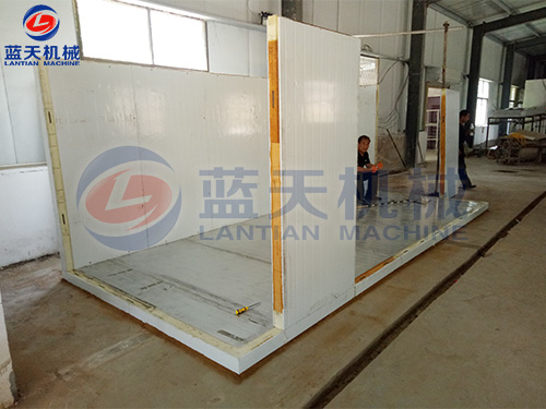 大連魚(yú)干烘干機(jī)安裝現(xiàn)場(chǎng)