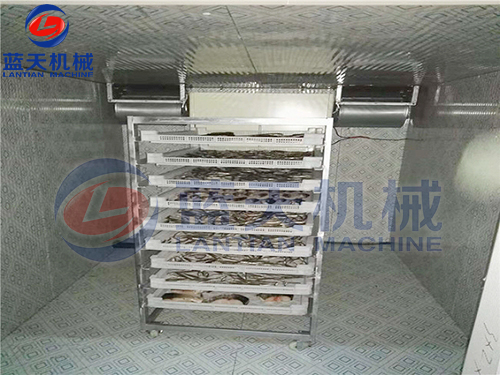 江蘇魚干烘干機(jī)用戶現(xiàn)場(chǎng)